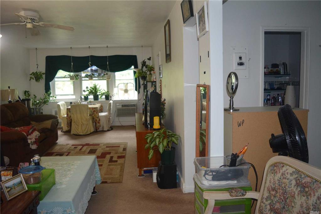 30 Pearsall Ave Glen Cove Glen Cove NY 11542