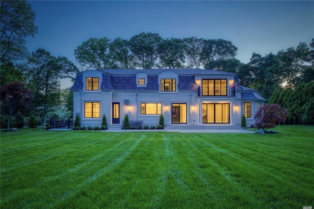 7 Meadowbrook Ln Old Westbury Old Westbury NY 11568