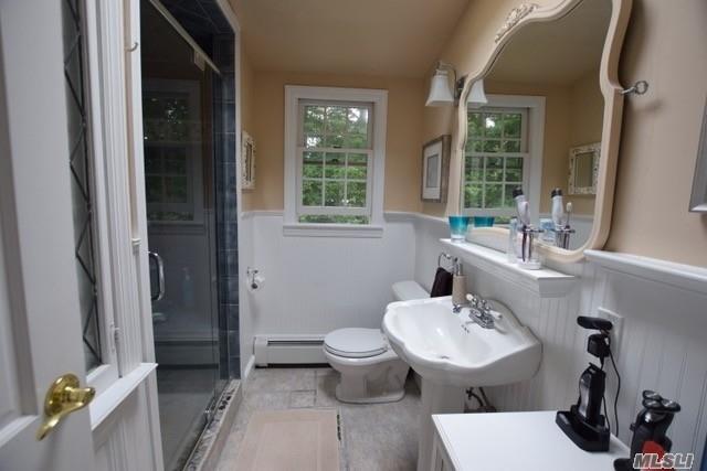 31 Bay Rd Brookhaven Brookhaven NY 11719