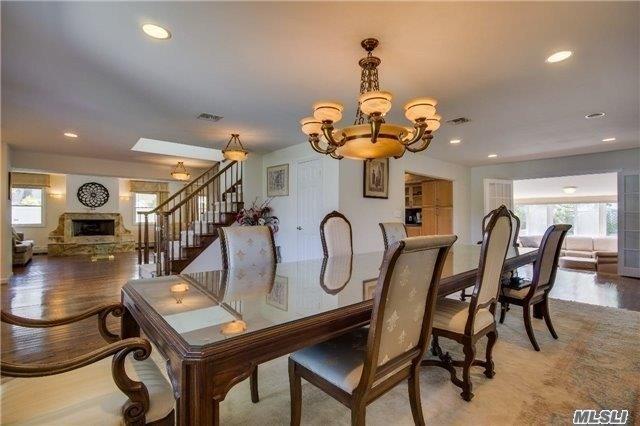 135 Greenway Rd Lido Beach Lido Beach NY 11561