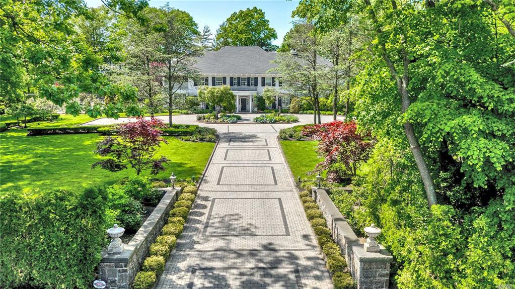 91 Cedar Ave Hewlett Bay Park Hewlett Bay Park NY 11557
