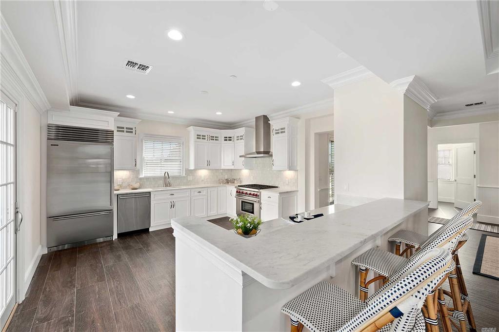 104 Tuckahoe Ln Southampton Southampton NY 11968