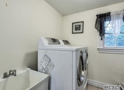25 Wansor Ave Bayville Bayville NY 11709