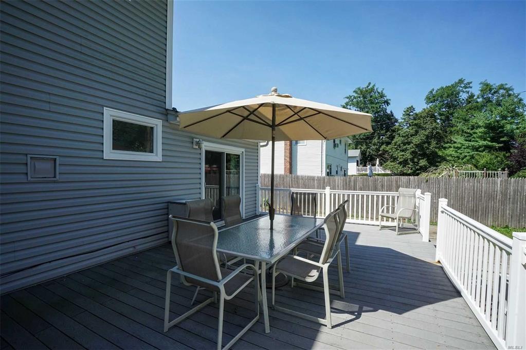 69 Rumford Rd Kings Park Kings Park NY 11754