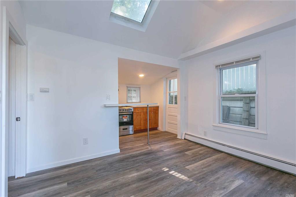 1 Preston St Port Washington Port Washington NY 11050