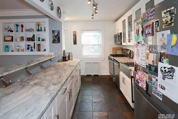 183 Brown St Mineola Mineola NY 11501