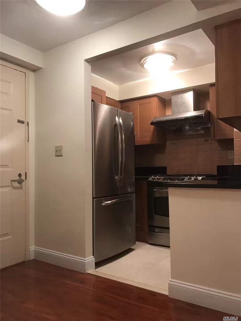 140-22 Beech Ave Flushing Flushing NY 11355