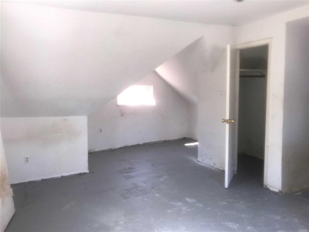 159 Magnolia Dr Mastic Beach Mastic Beach NY 11951