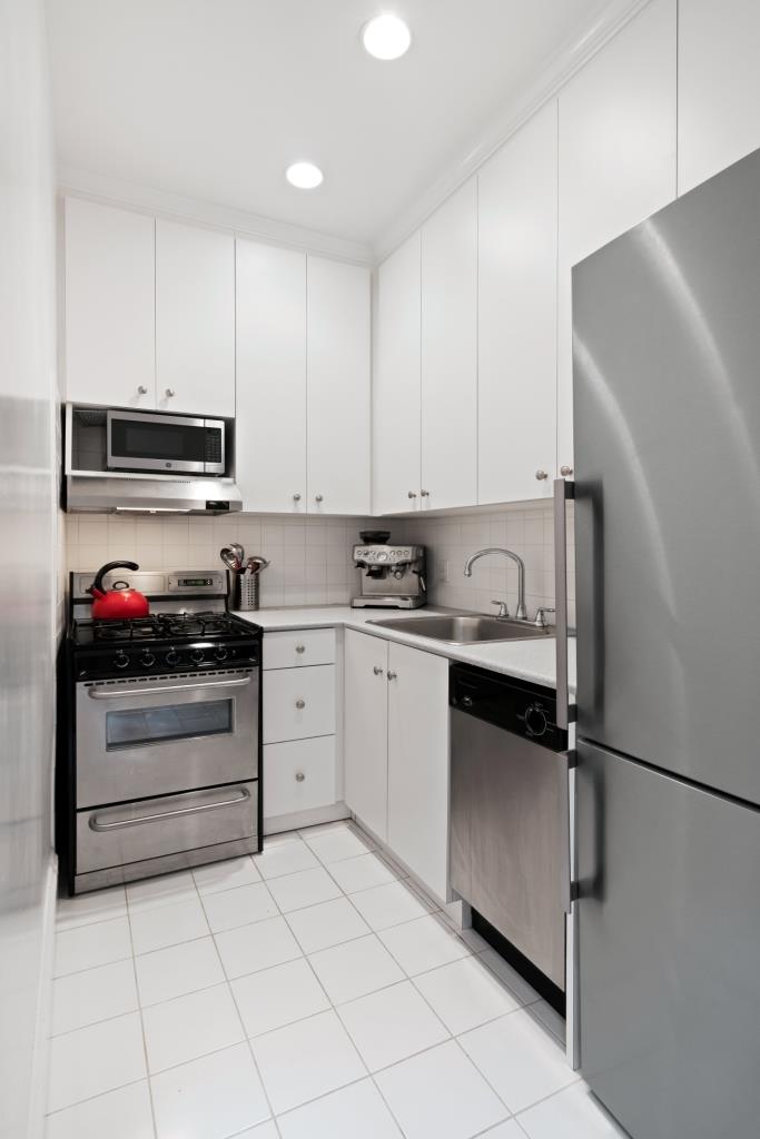 562 West End Avenue 2D Upper West Side New York NY 10024
