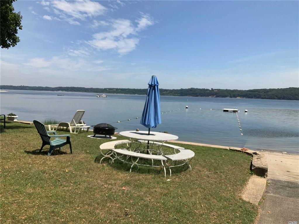20 Tennis Court Rd Cove Neck Cove Neck NY 11771