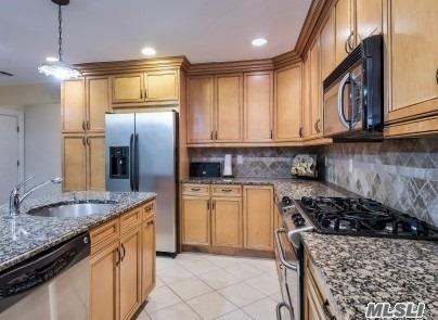 25 Wansor Ave Bayville Bayville NY 11709