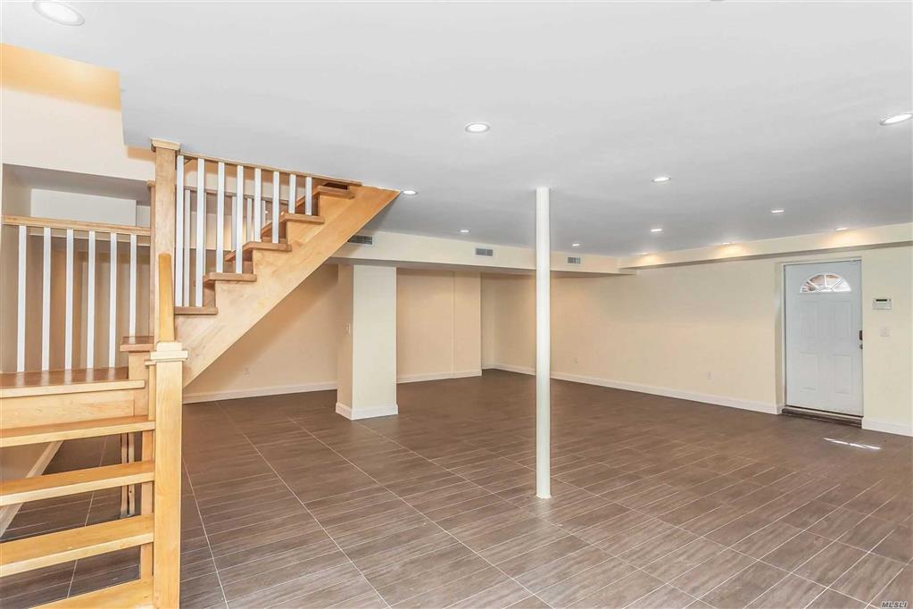160-16 33rd Ave Flushing Flushing NY 11358