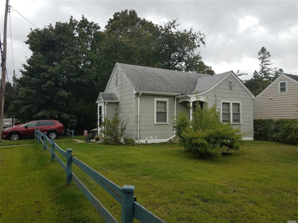 101 4th Ave E. Northport E. Northport NY 11731