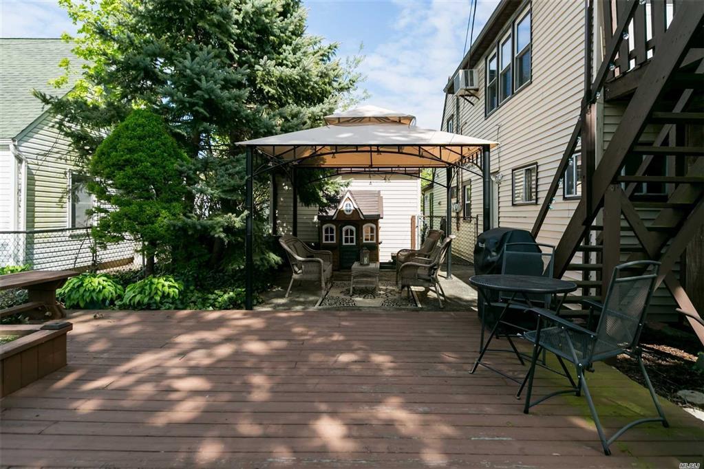 50 Anvil Ln Levittown Levittown NY 11756