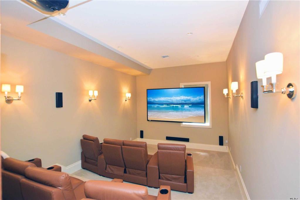 437 Wickapogue Rd Southampton Southampton NY 11968