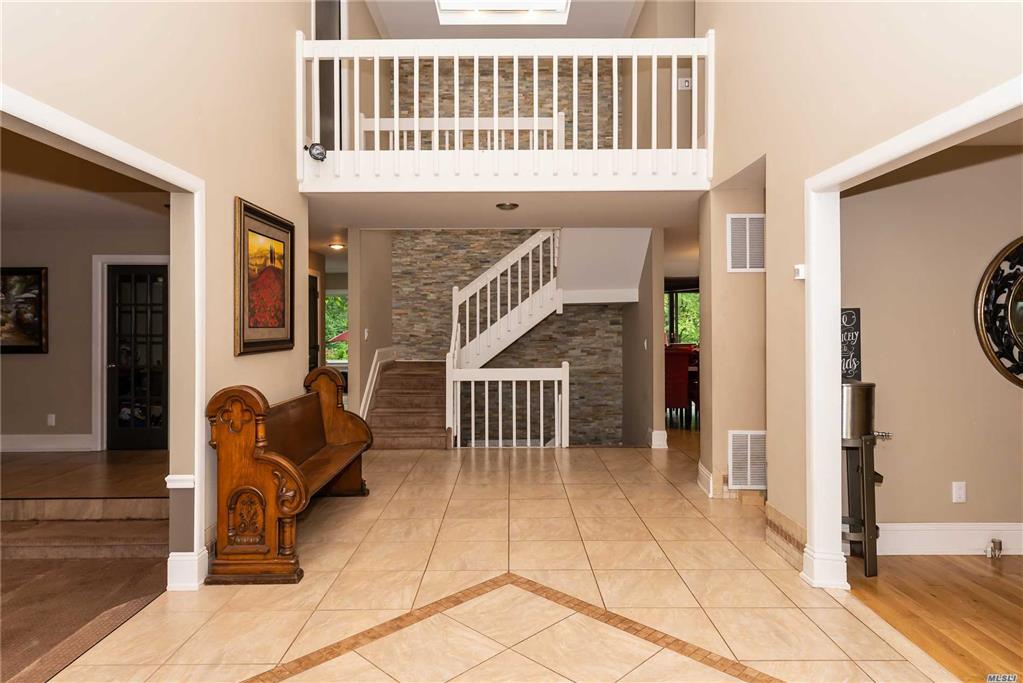 6 Bridle Ct Oyster Bay Cove Oyster Bay Cove NY 11771