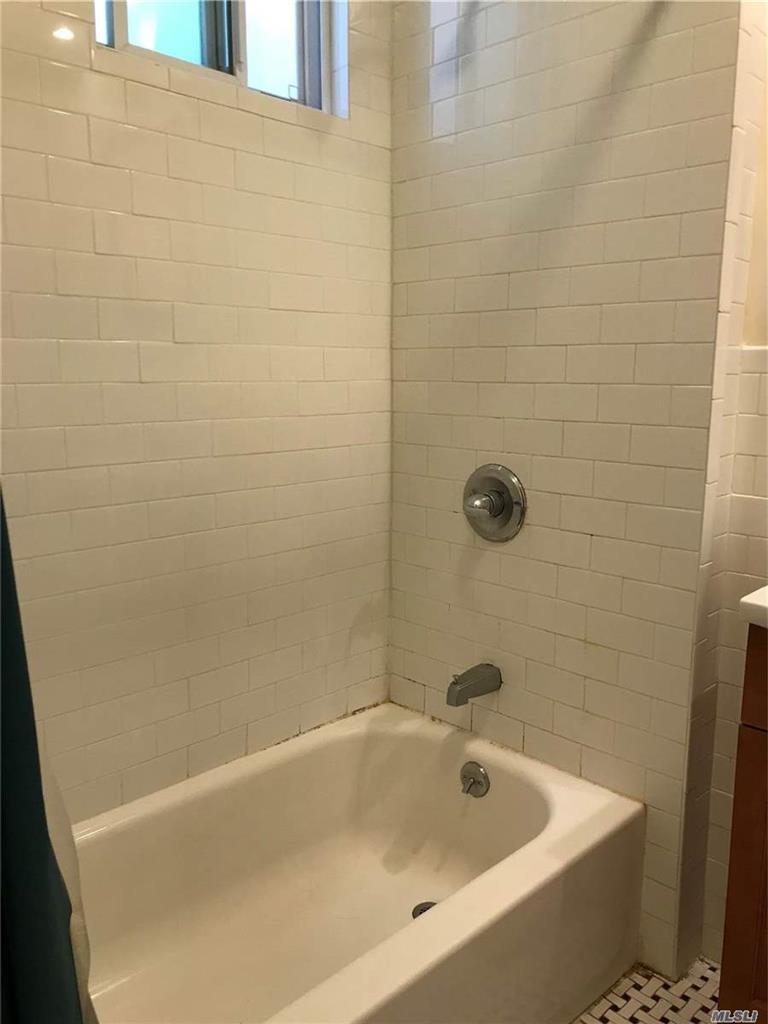 220 Jericho Tpke Floral Park Floral Park NY 11001