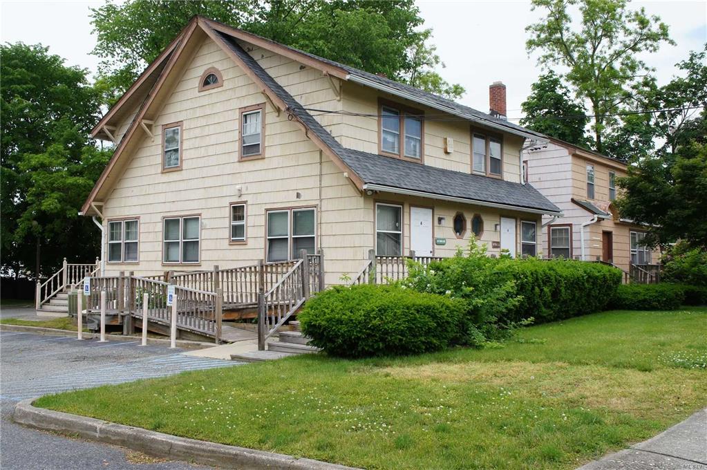2 & 4 Union Ave Center Moriches Center Moriches NY 11934