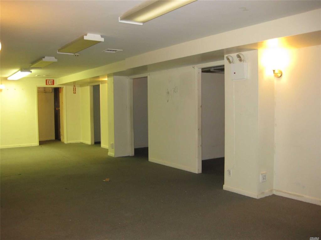 39-13 Bell Blvd Bayside Bayside NY 11361