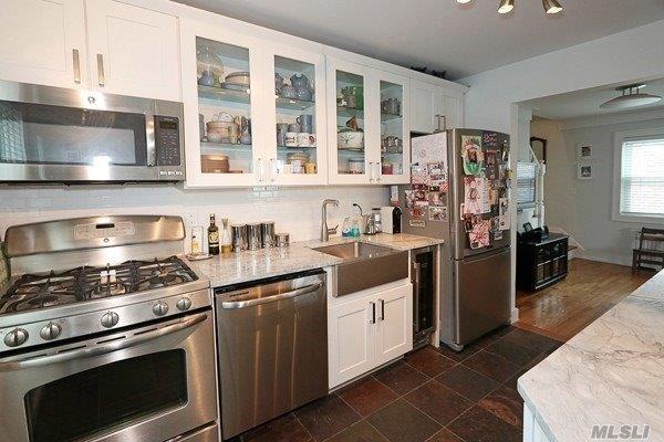 183 Brown St Mineola Mineola NY 11501