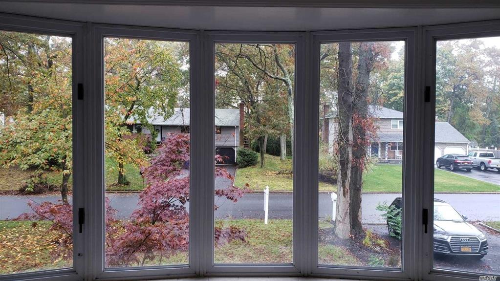 42 Butterfly Dr Hauppauge Hauppauge NY 11788