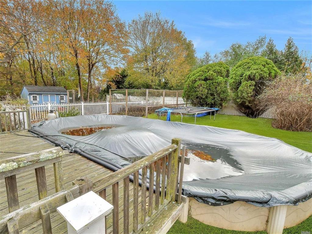 36 South Phillips Ave Remsenburg Remsenburg NY 11960