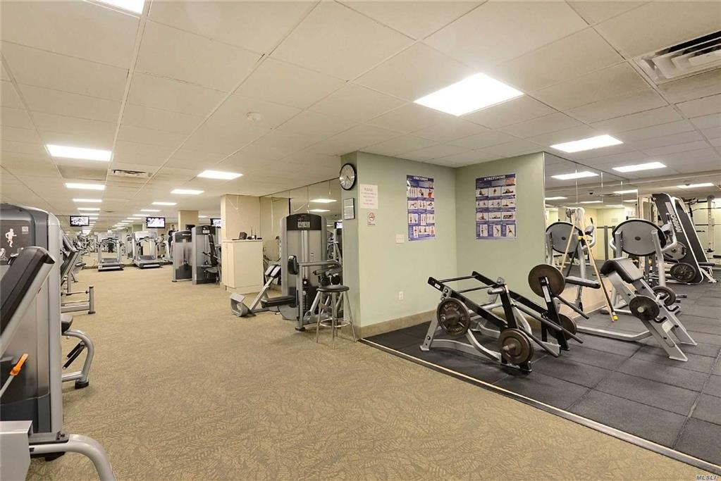 1 Bay Club Dr Bayside Bayside NY 11360