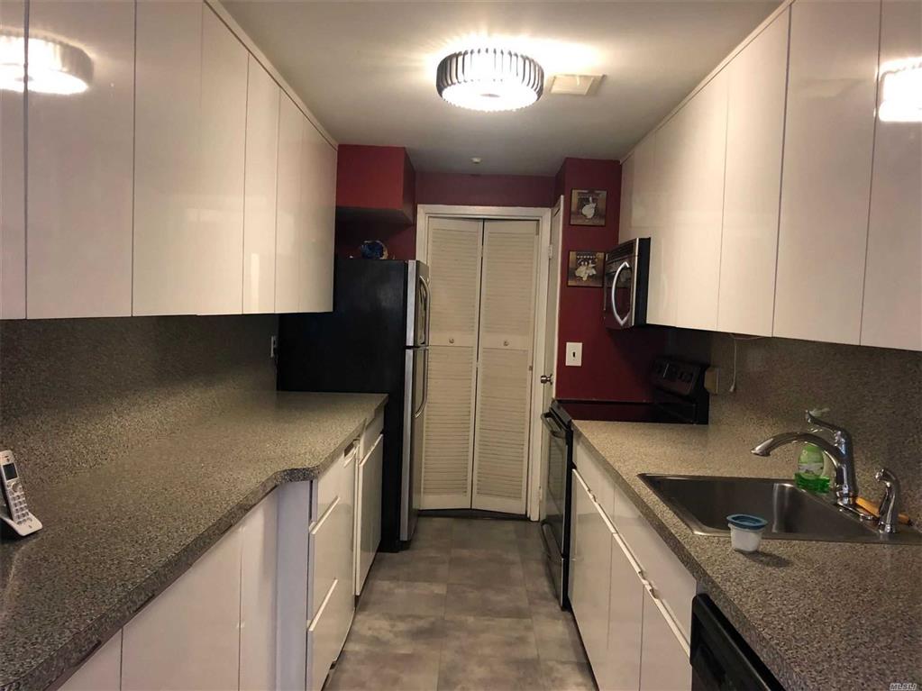 262 Bretton Woods Dr Coram Coram NY 11727