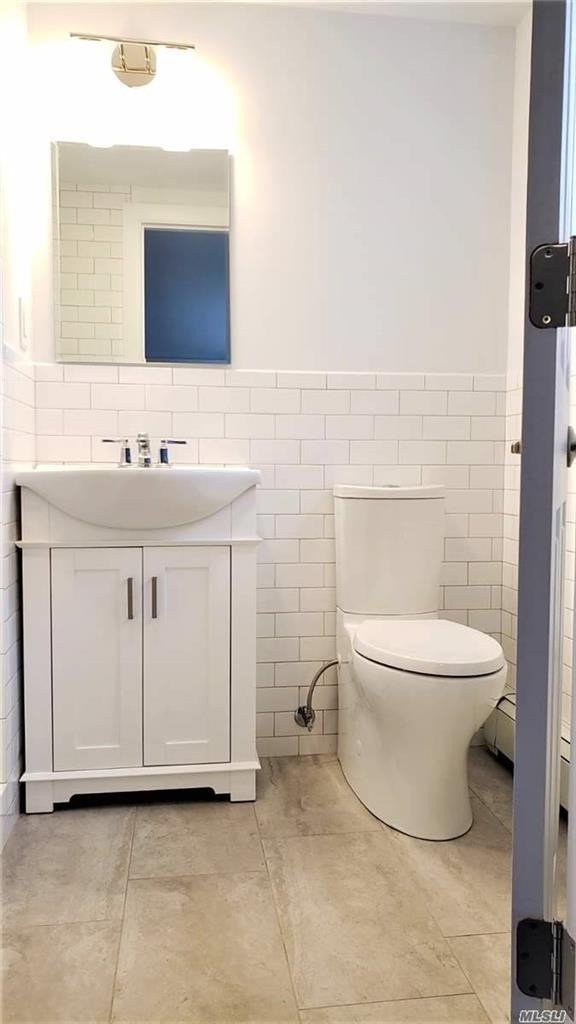 42 Butterfly Dr Hauppauge Hauppauge NY 11788