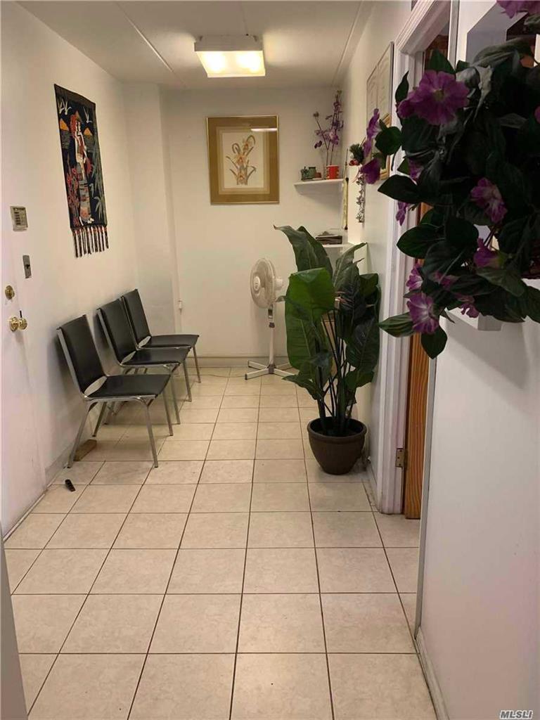 87-08 Justice Ave Elmhurst Elmhurst NY 11373