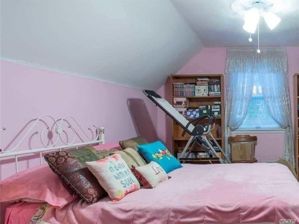 60 Gildare Dr E. Northport E. Northport NY 11731