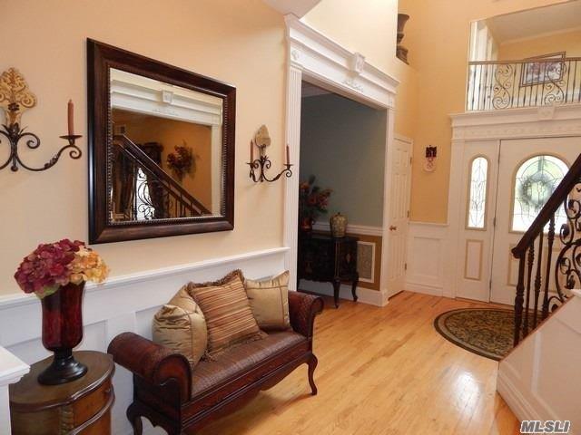 16 Homecoming Pl E. Setauket E. Setauket NY 11733