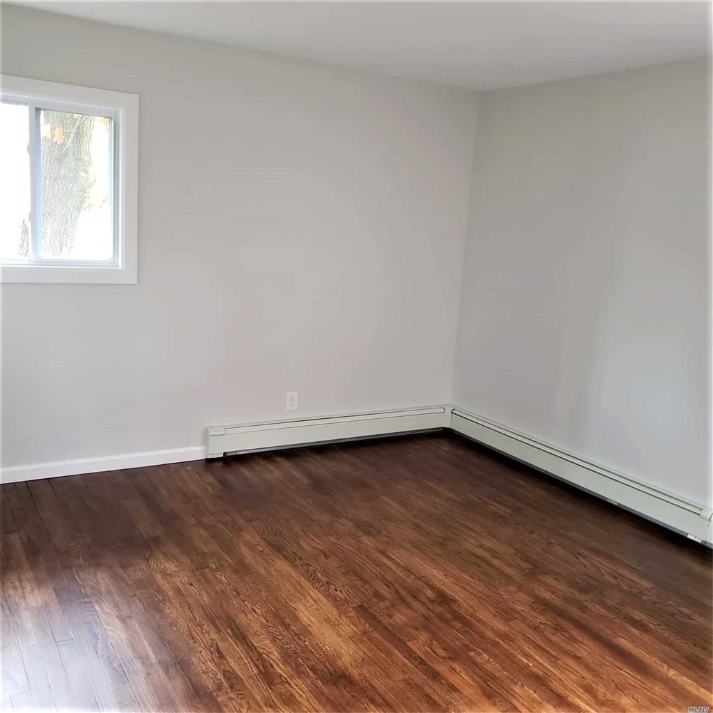 42 Butterfly Dr Hauppauge Hauppauge NY 11788