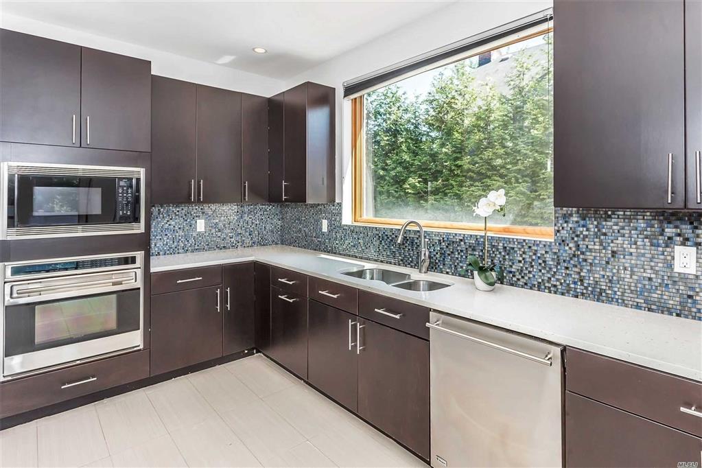 160-16 33rd Ave Flushing Flushing NY 11358