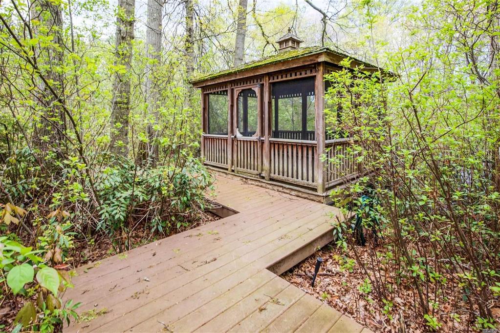 14 Chauncey Pl Woodbury Woodbury NY 11797