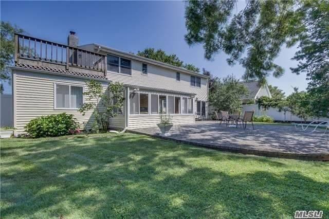 135 Greenway Rd Lido Beach Lido Beach NY 11561