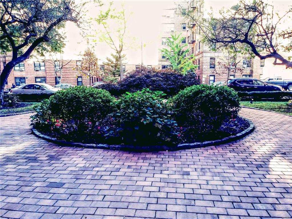 67-40 Yellowstone Blvd Forest Hills Forest Hills NY 11375