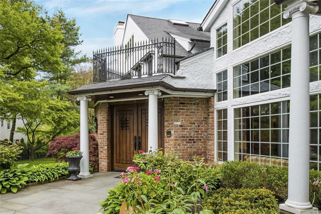 57 North Dr Manhasset Manhasset NY 11030