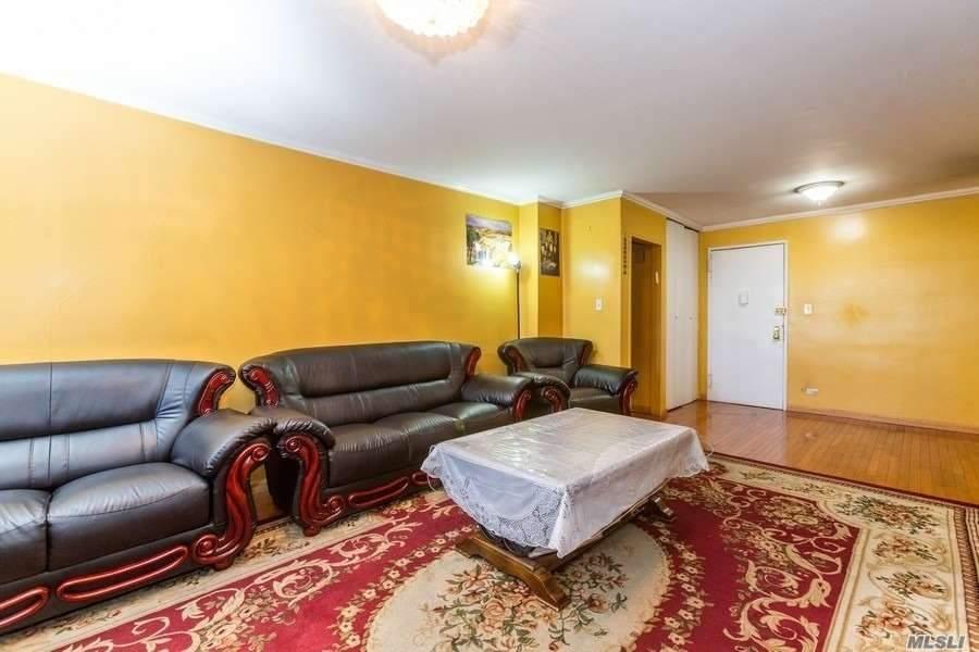 85-15 Main St Briarwood Briarwood NY 11435