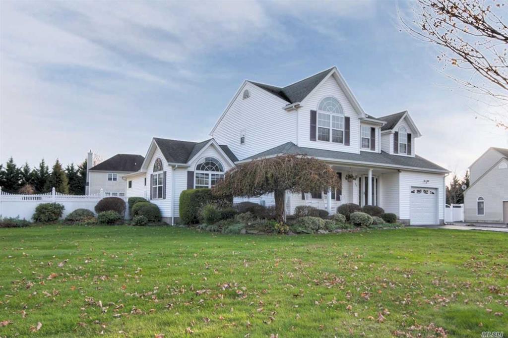 99 Tallmadge Trl Miller Place Miller Place NY 11764