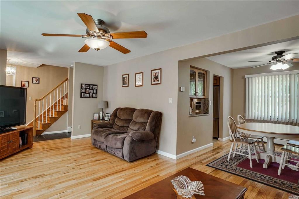 69 Rumford Rd Kings Park Kings Park NY 11754