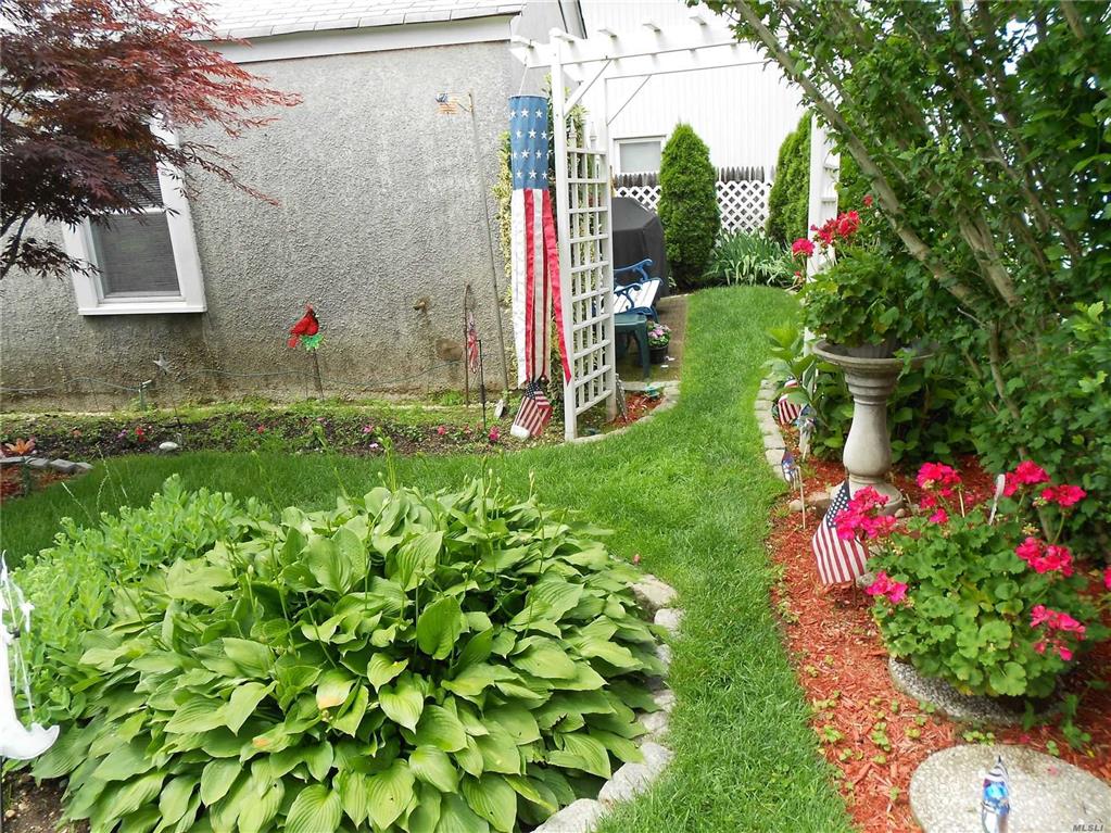 492 Lincoln St Cedarhurst Cedarhurst NY 11516