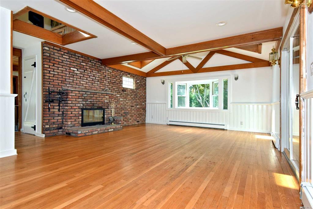 226 Dix Hills Rd Dix Hills Dix Hills NY 11746