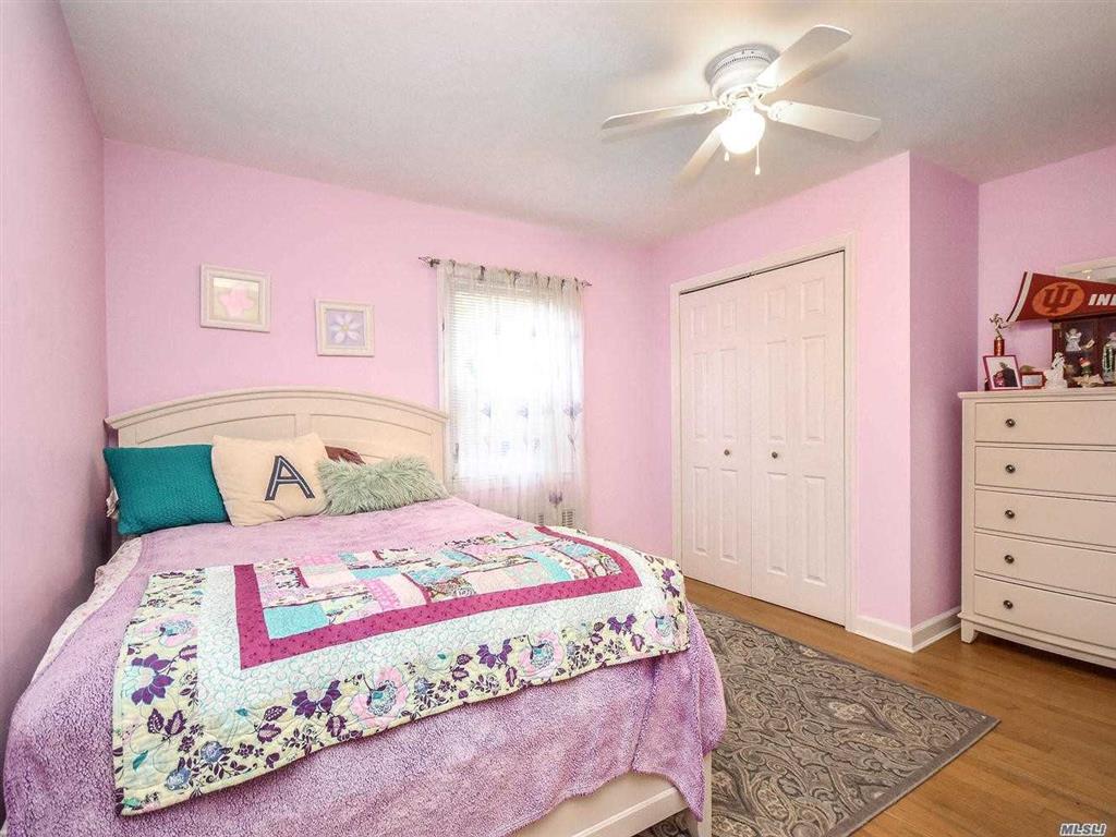 6 Dunes Ln Port Washington Port Washington NY 11050