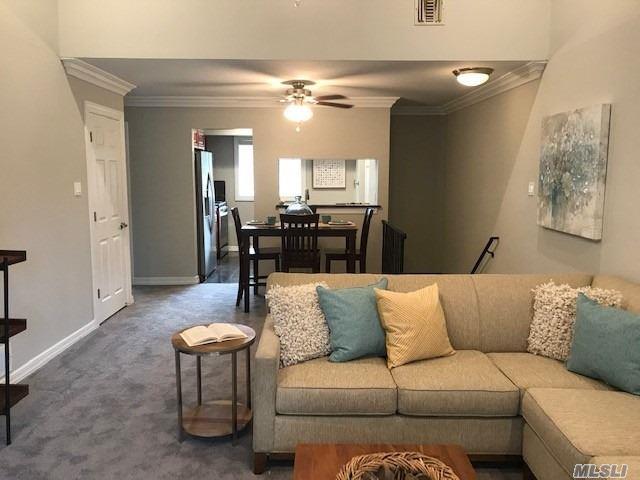45 Country Club Dr Coram Coram NY 11727