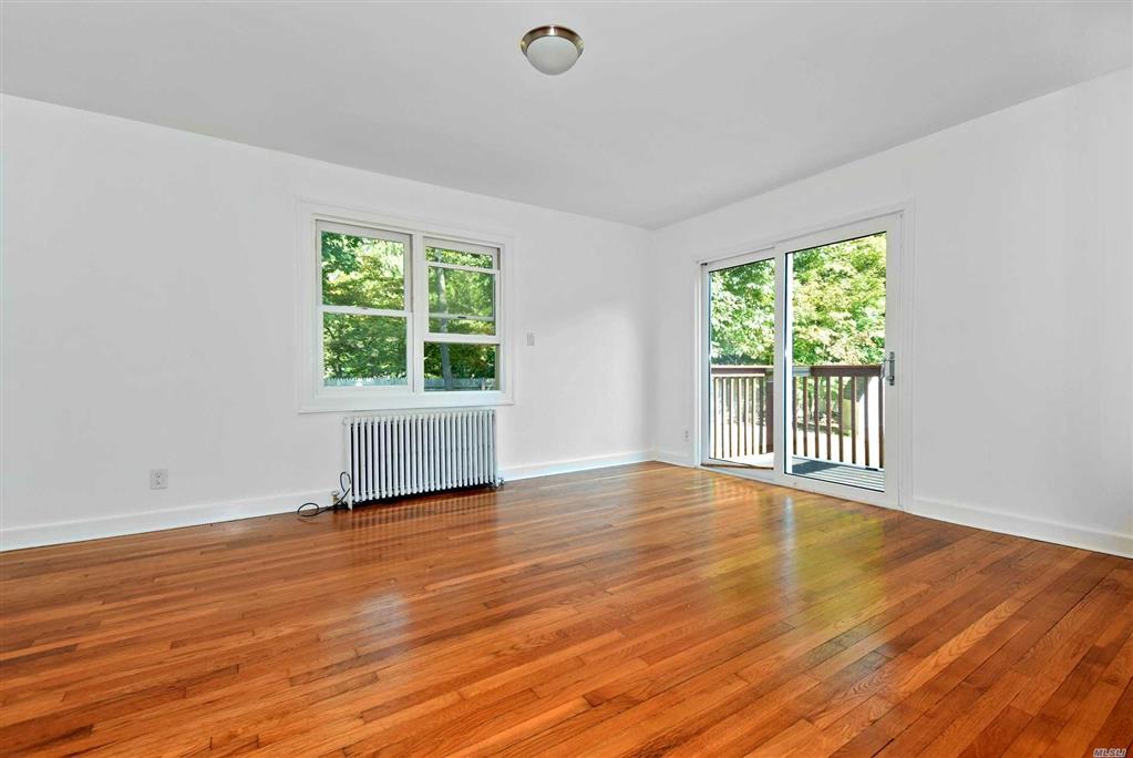 226 Dix Hills Rd Dix Hills Dix Hills NY 11746