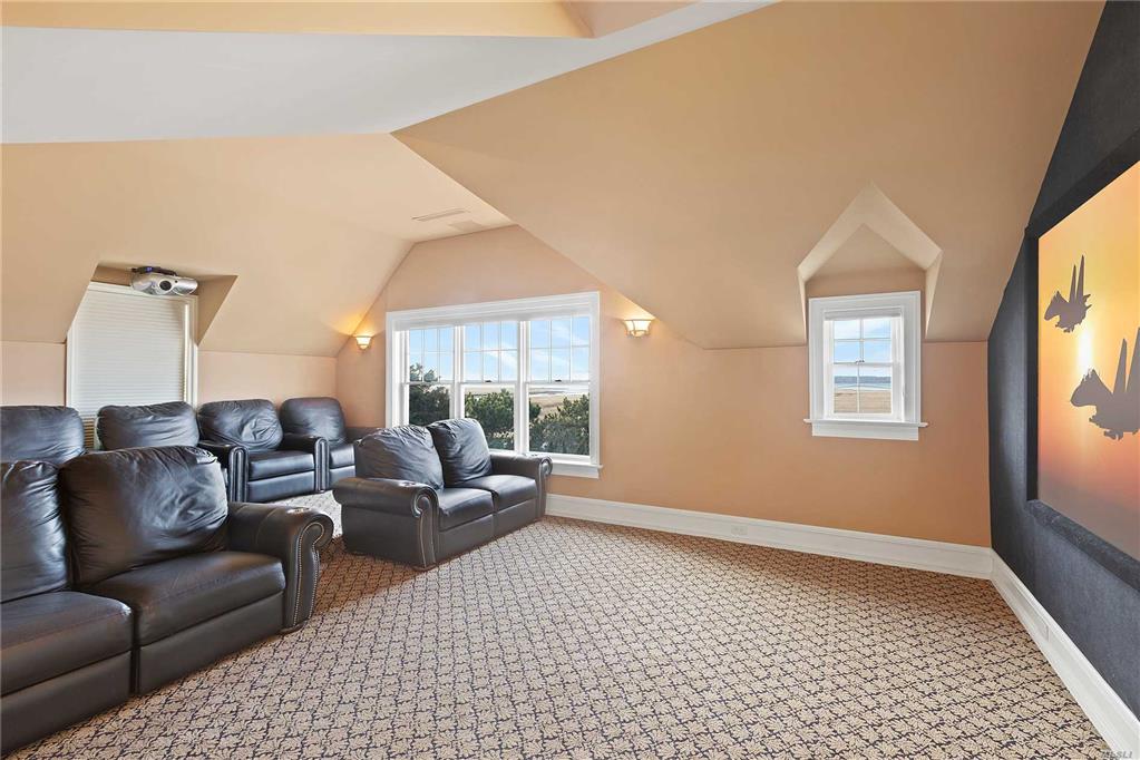 59 Dune Rd East Quogue E. Quogue NY 11942