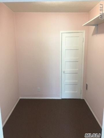 105-49 89th St Ozone Park Ozone Park NY 11416