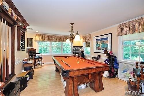 207 Everit Ave Hewlett Harbor Hewlett Harbor NY 11557