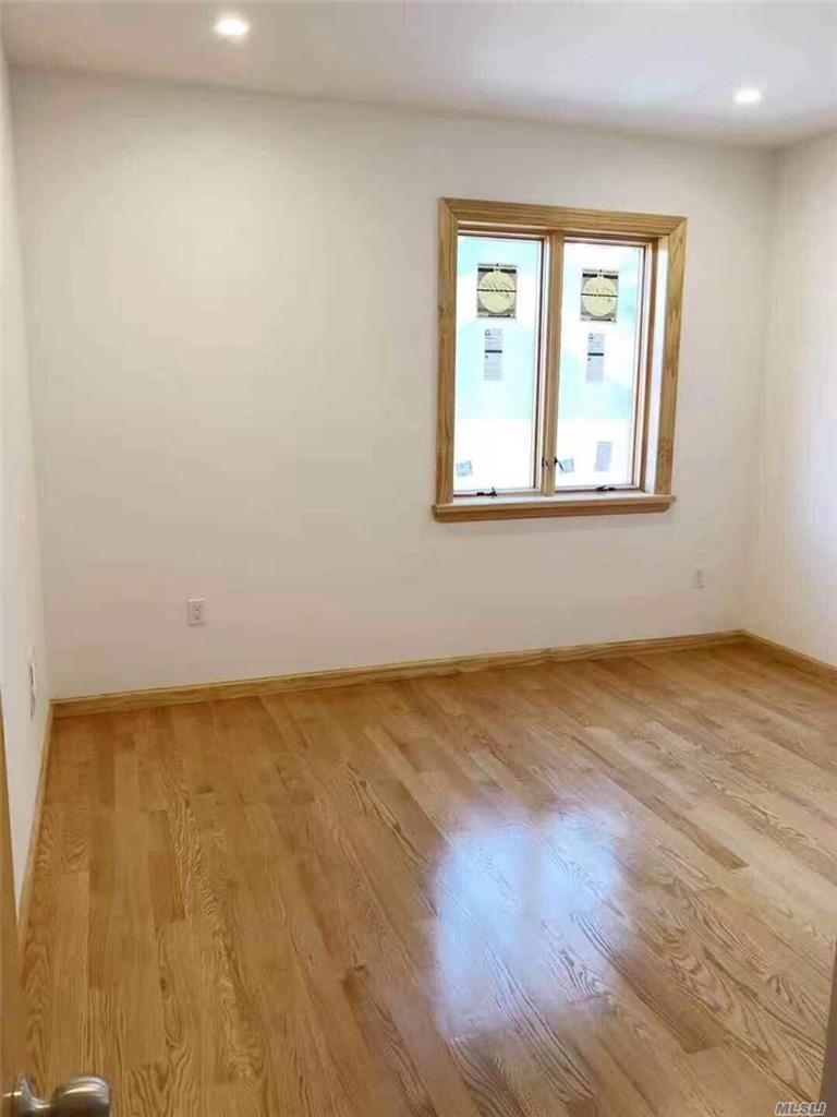 149-62 Cherry Ave Flushing Flushing NY 11355